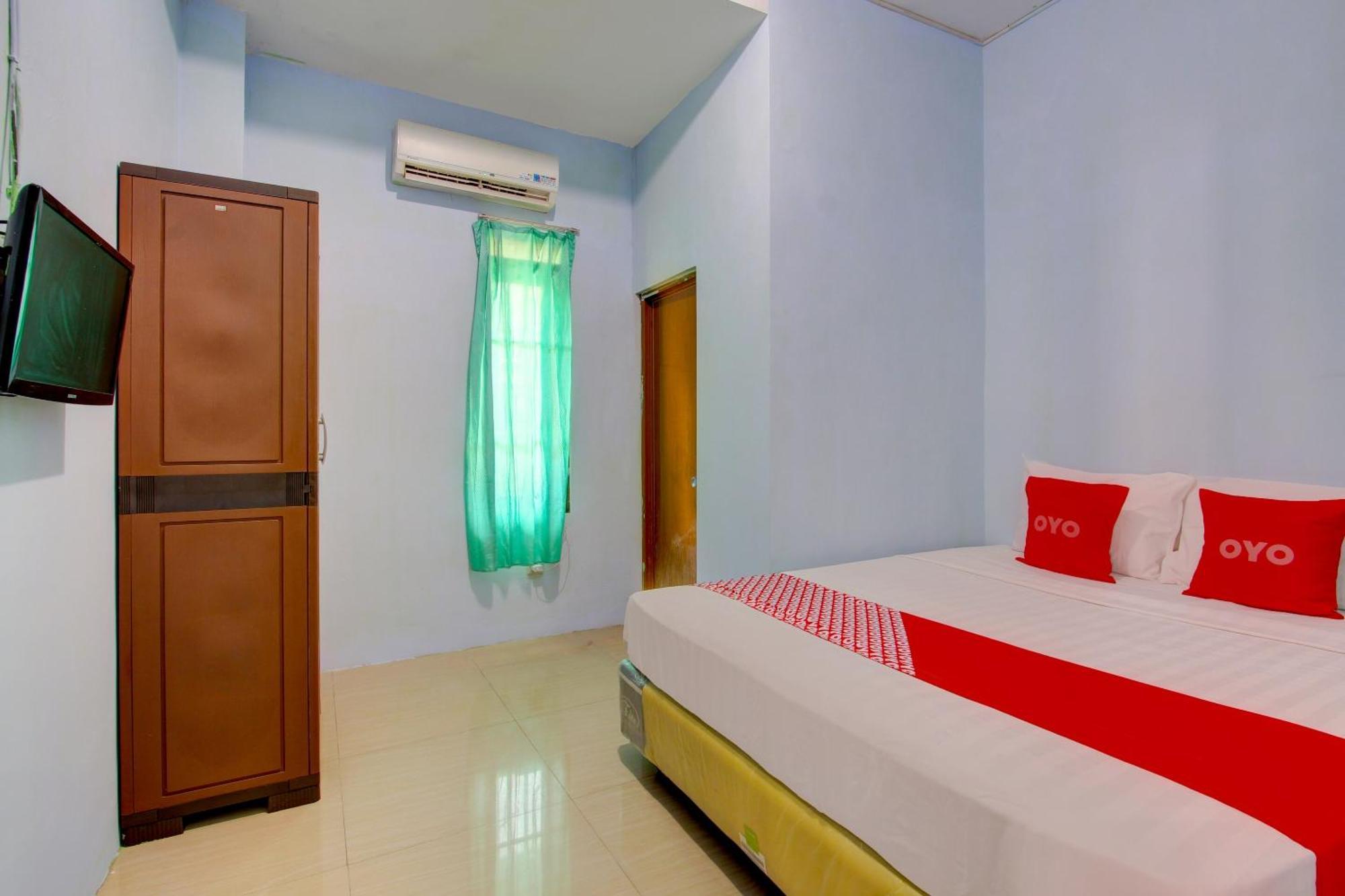 Super Oyo 93012 Griya Kencana Asri Syariah Lawean Exterior foto
